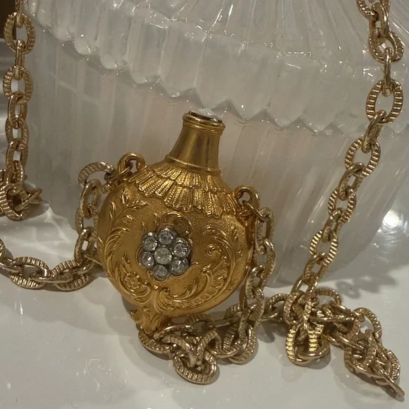 Scheilan Firenze 1980 Vintage Perfume Bottle Style Crystal Pendant Necklace